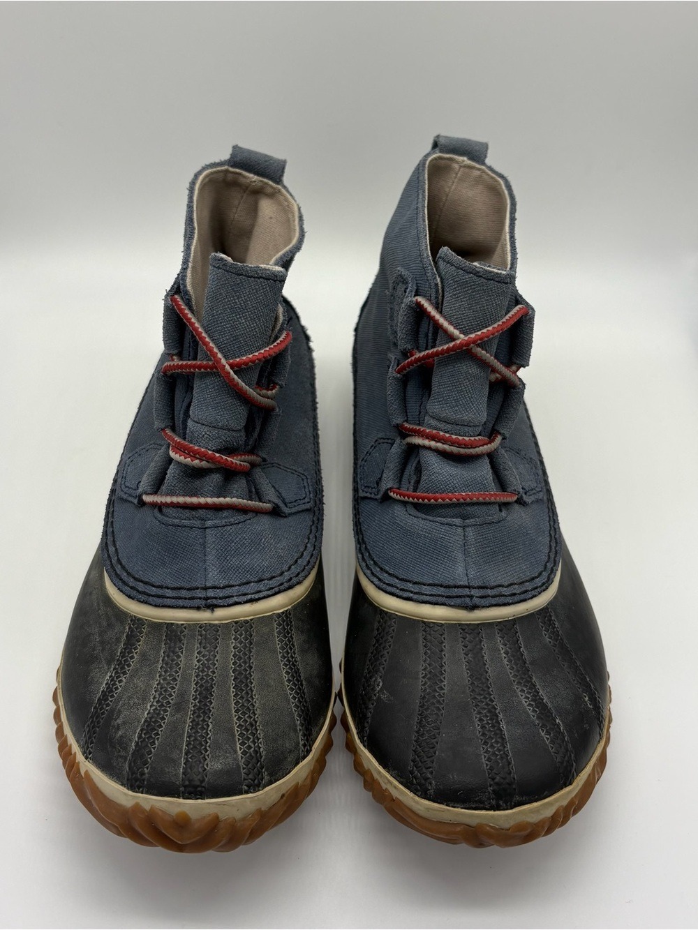 Sorel Women's Lace Up Duck Boots Navy Blue and Beige Size 8